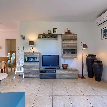 Casa de Férias Finida By Interhome Petrovija