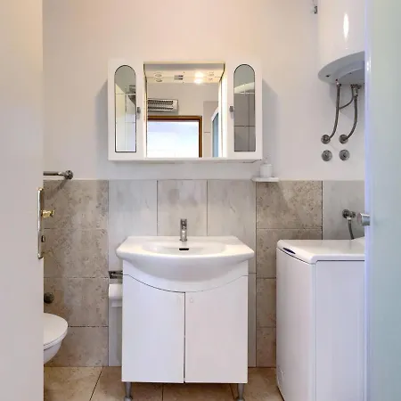 Holiday home Finida By Interhome Petrovija