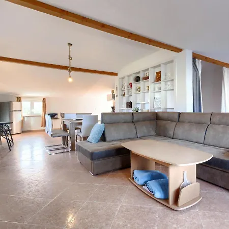 Finida By Interhome Nyaraló