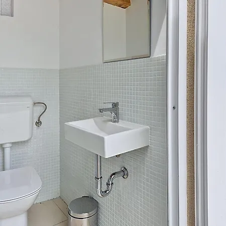 Finida By Interhome Petrovija