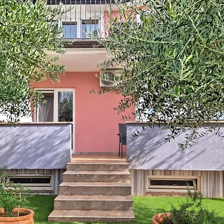 Finida By Interhome